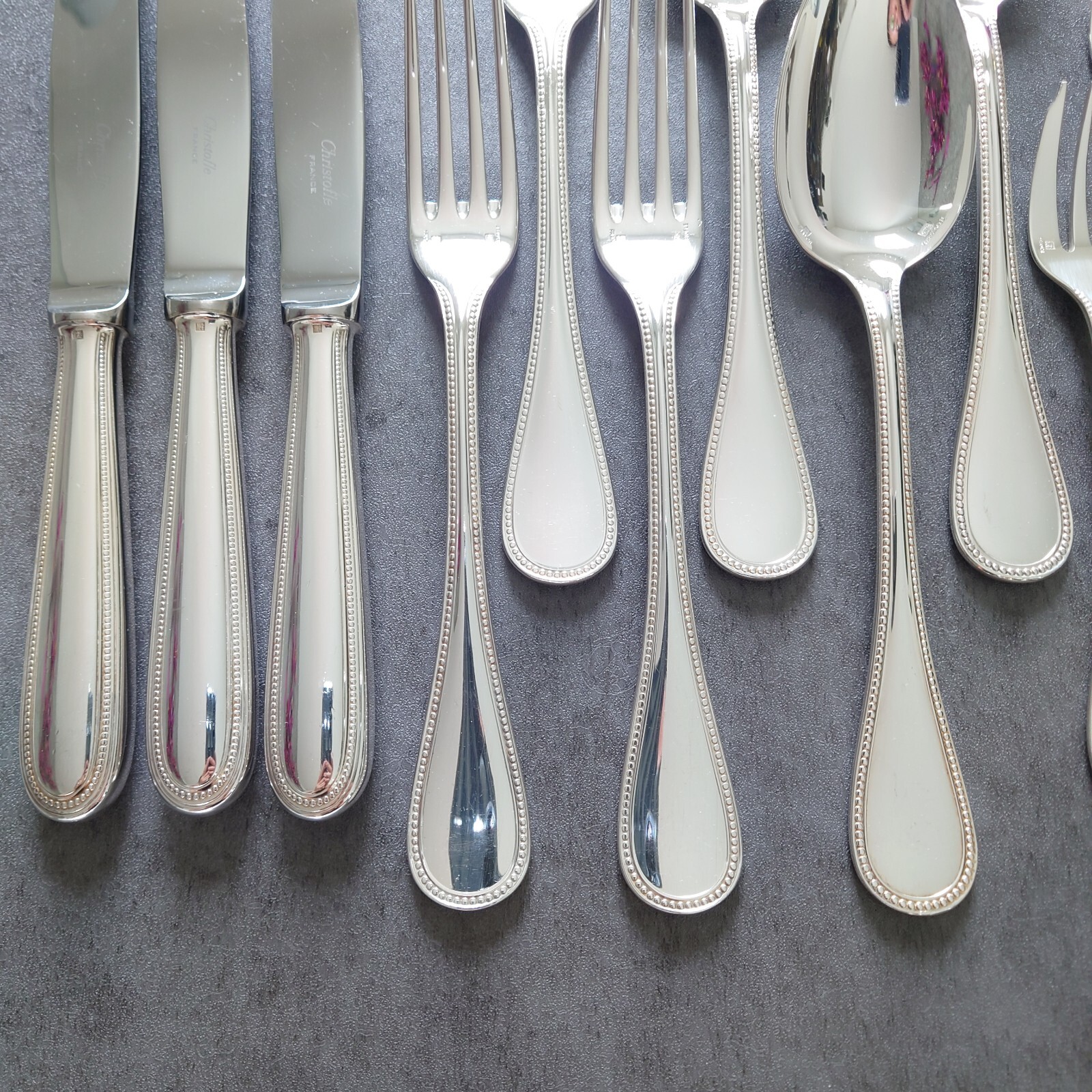 Christofle Perles 15pcs Silverplate Flatware Knife Fork Spoon Excellent