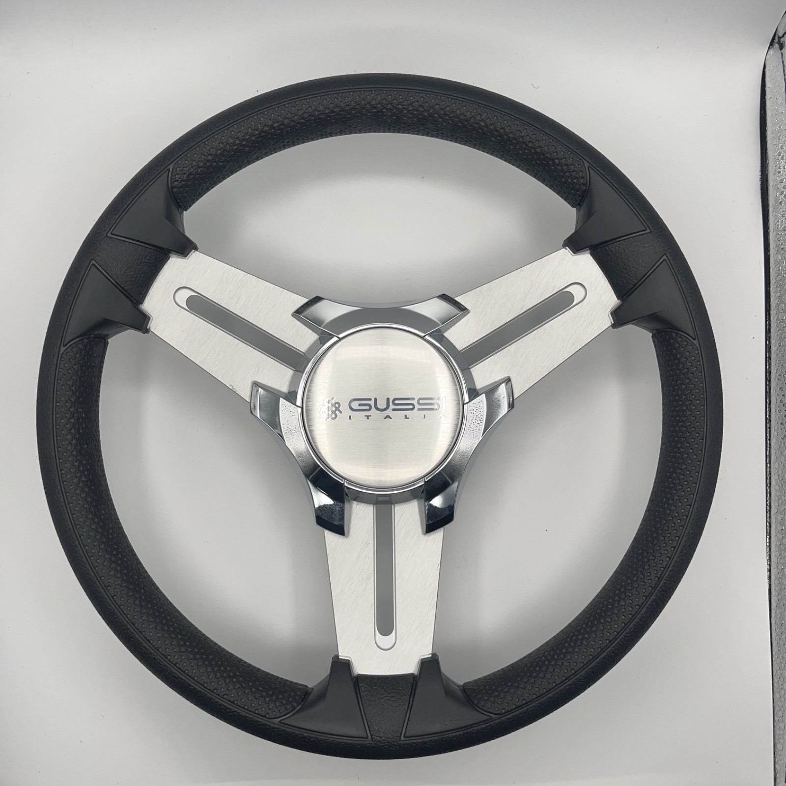Model 15 Marine Steering Wheel Brushed Aluminum Spokes | Gussi Logo | KEY HUB