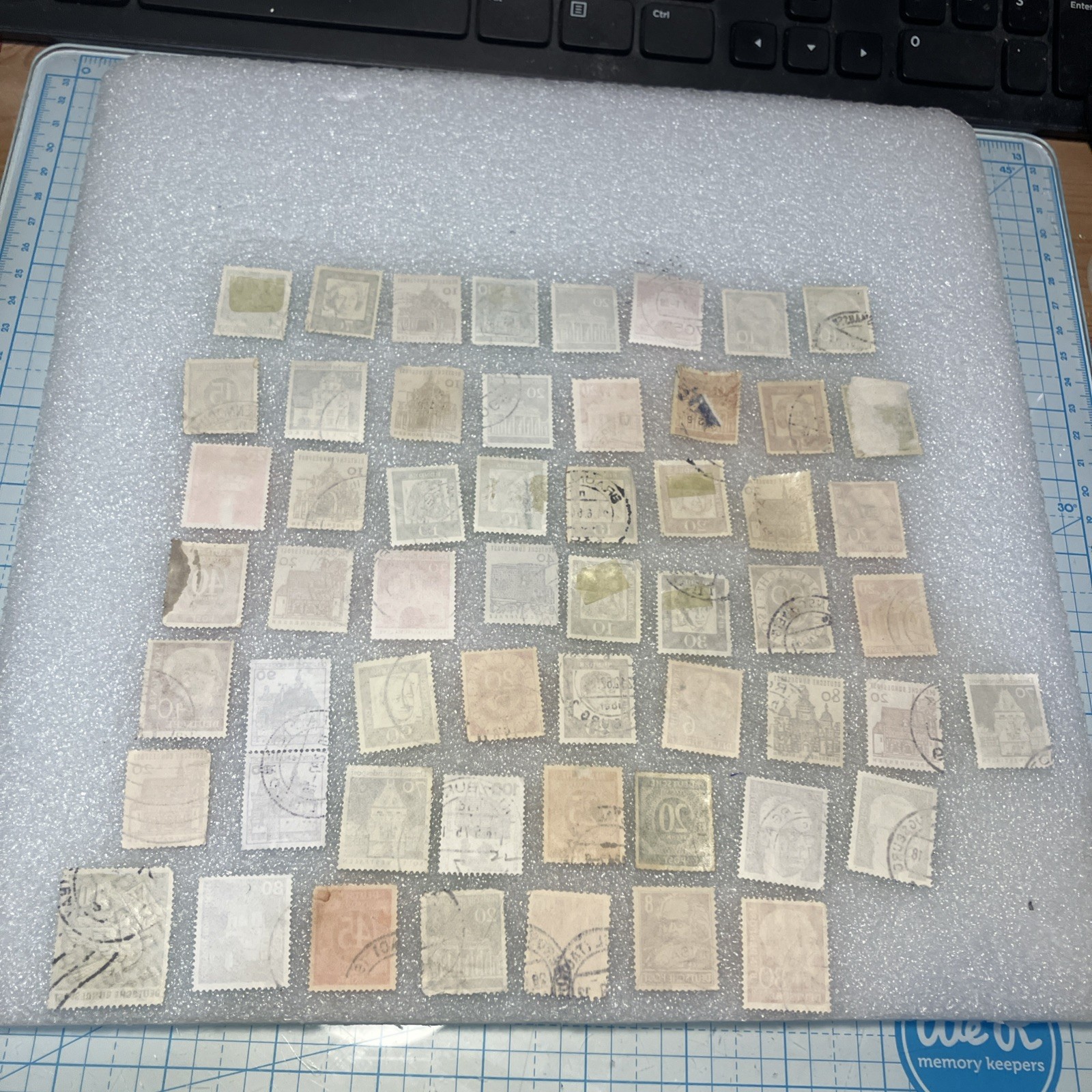 55 USED/Cancel Small West Germany Deutsche Bundespost 1945-1985 Stamps. $1Ships.