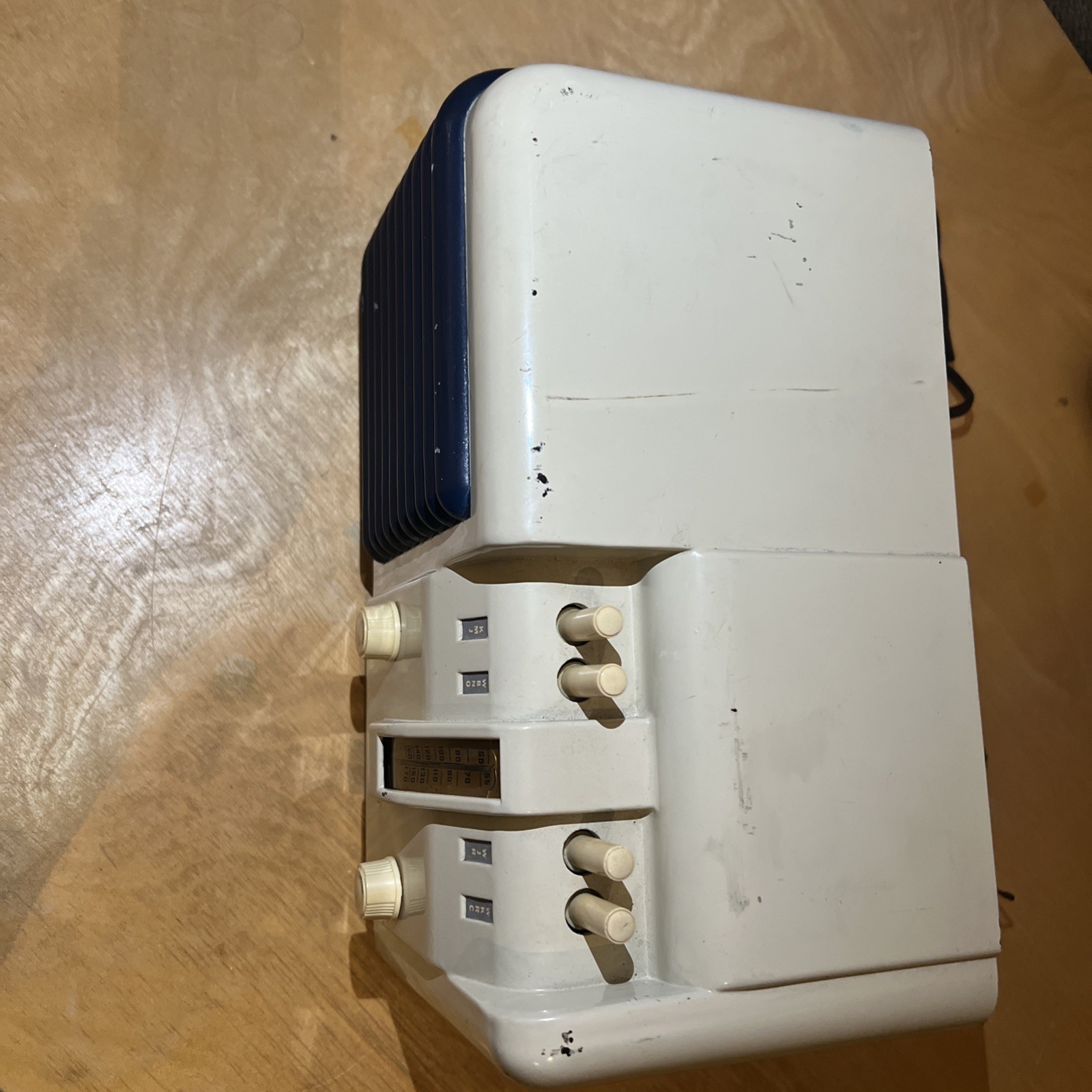 Goodyear Vintage Bakelite AM Tube Radio Late 30’s