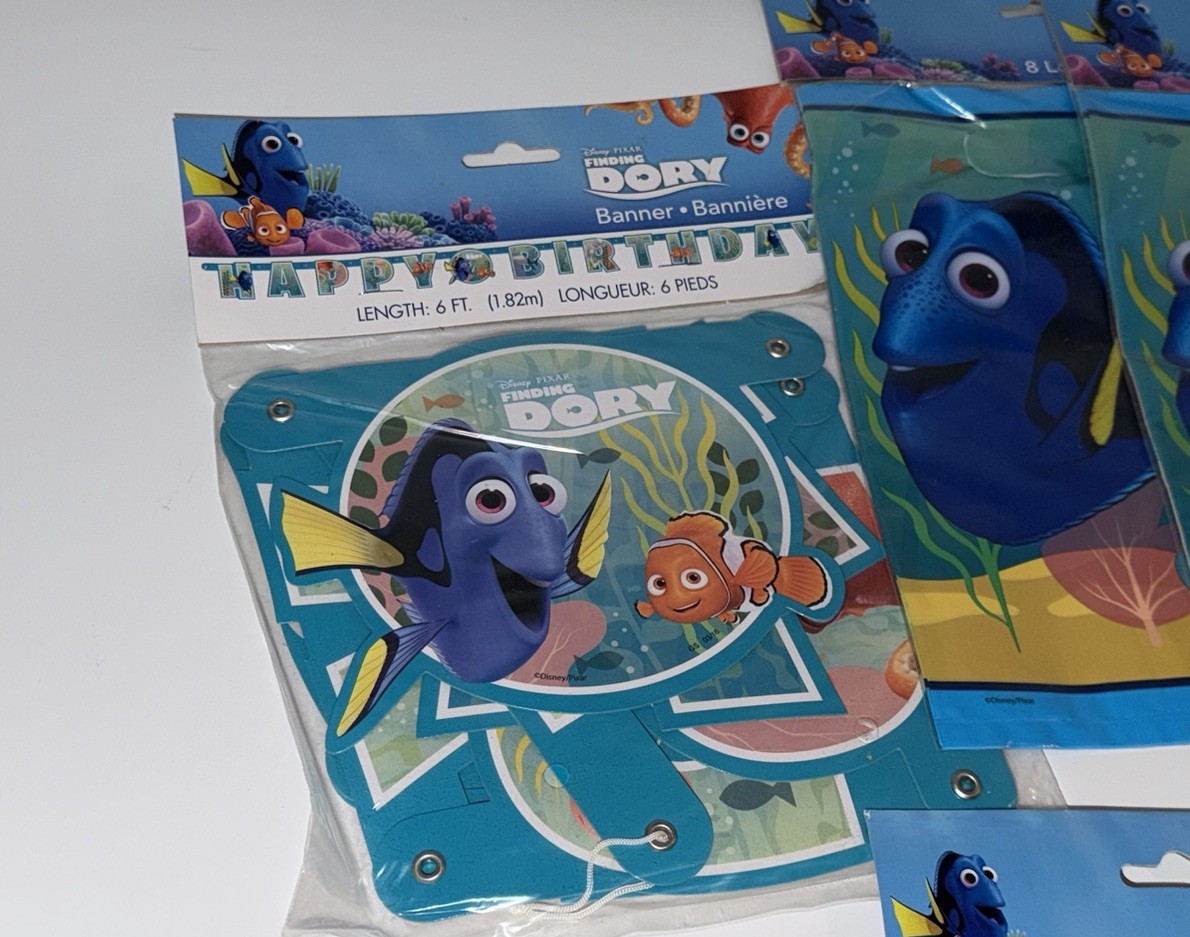 Disney Finding Dory Nemo Birthday Supplies Treat Bags Banner Blowouts Fun Pix