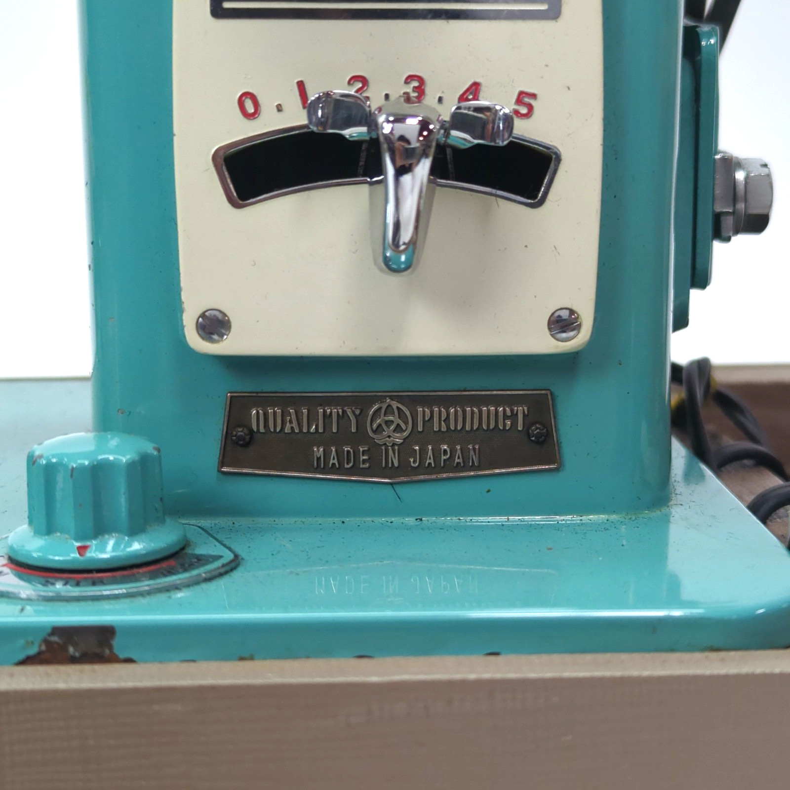 Vintage Brother Model 190 Turquoise Metal Case Robust Durable Straight Stitch