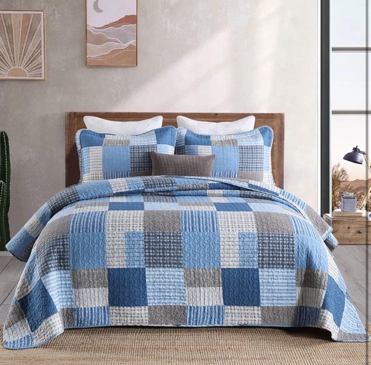 3-Piece Plaid Quilt Set Size, Lightweight Soft Full/Queen Blue White Plaid