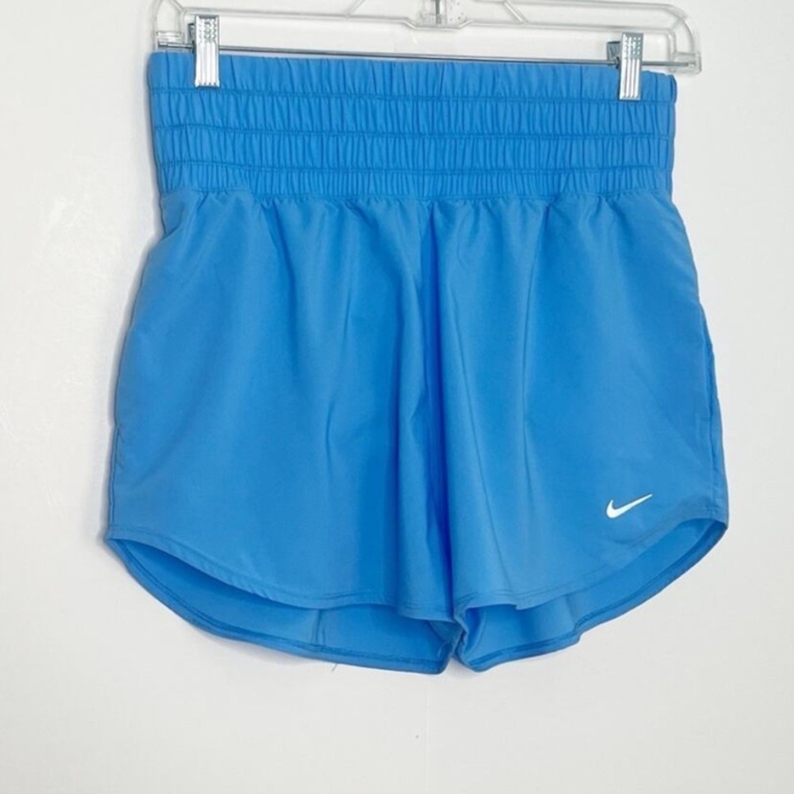 Nike Womens Dri Fit Shorts Size Medium