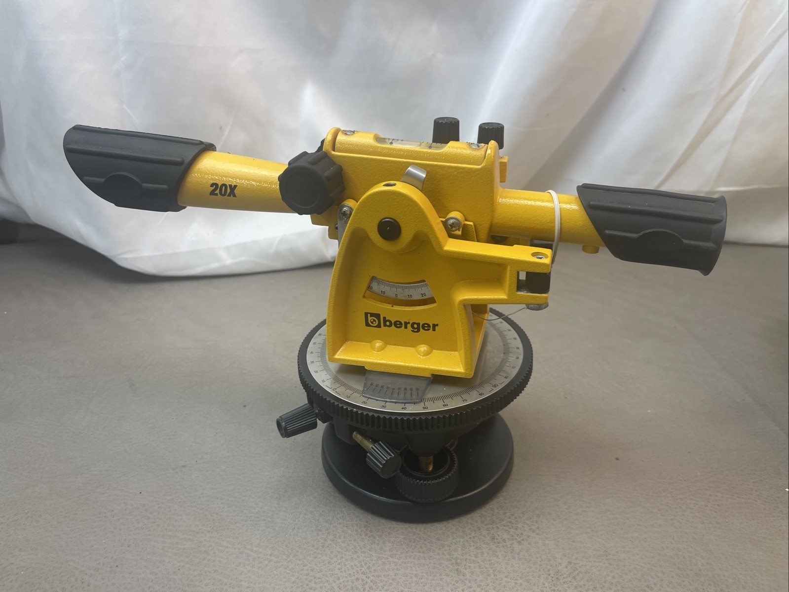 Berger Instruments Surveying Transit Level Model 54-200BN w/ Yellow Hard Case