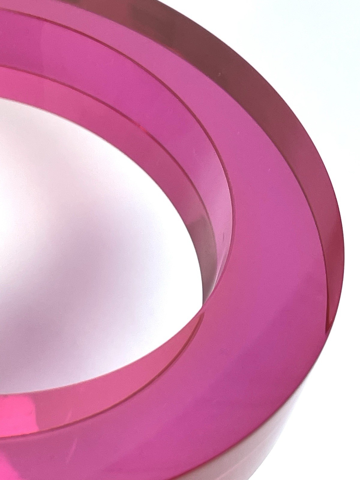 Lucite Acrylic Round Hot Pink Chunky Bangle Bracelet Fuchsia Estee Lauder Vtg 8”