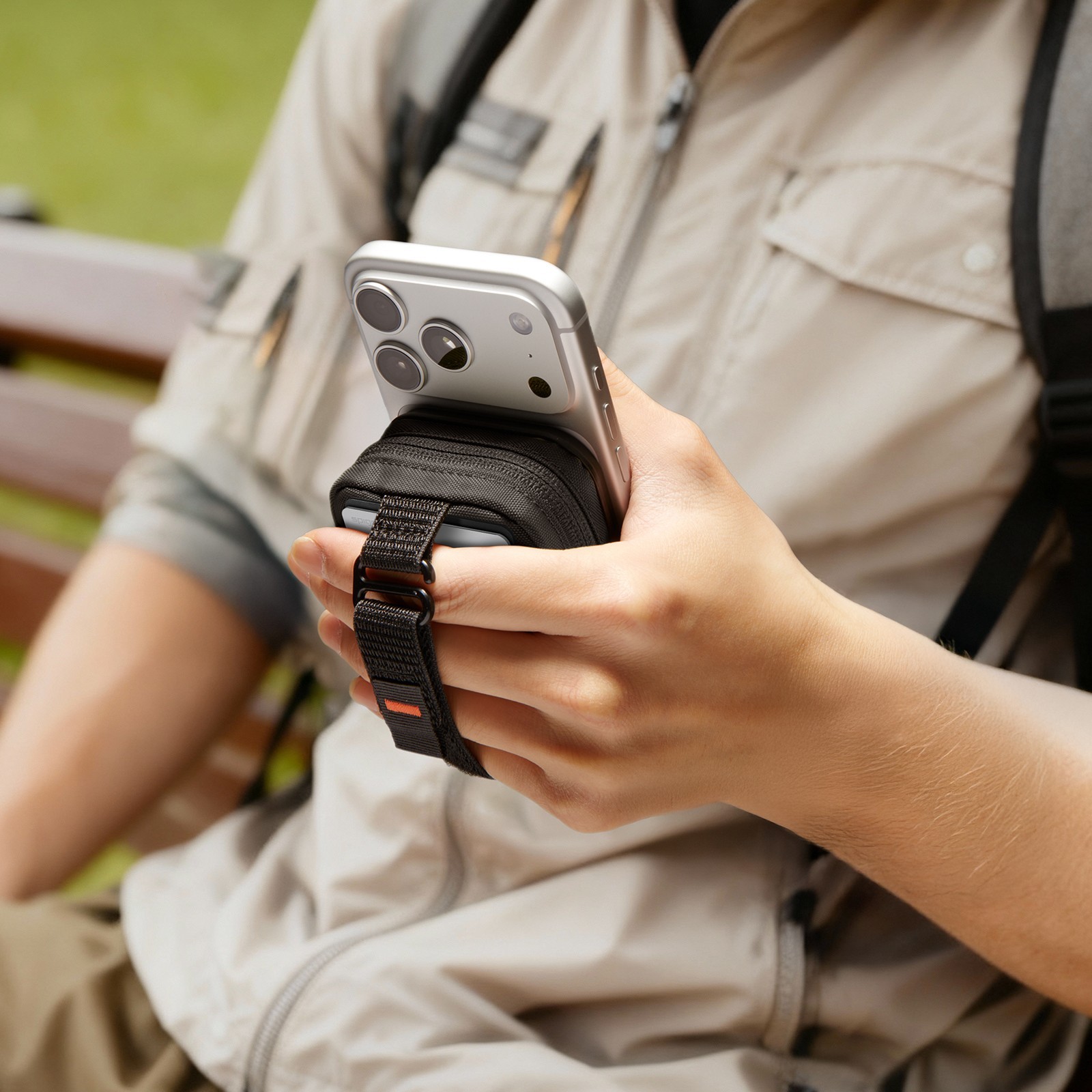 For iPhone Magsafe | Spigen Tintap Zip Nylon Card Holder Mag Fit