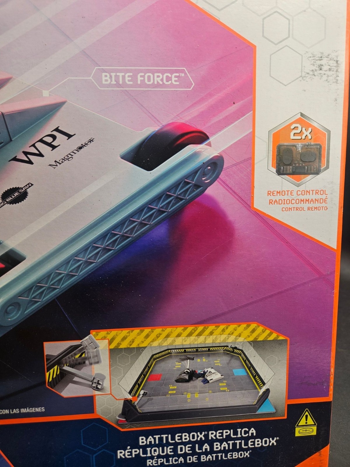 Hexbot BattleBots Arena Remote Control Battling Robots Set Blacksmith & Biteforc