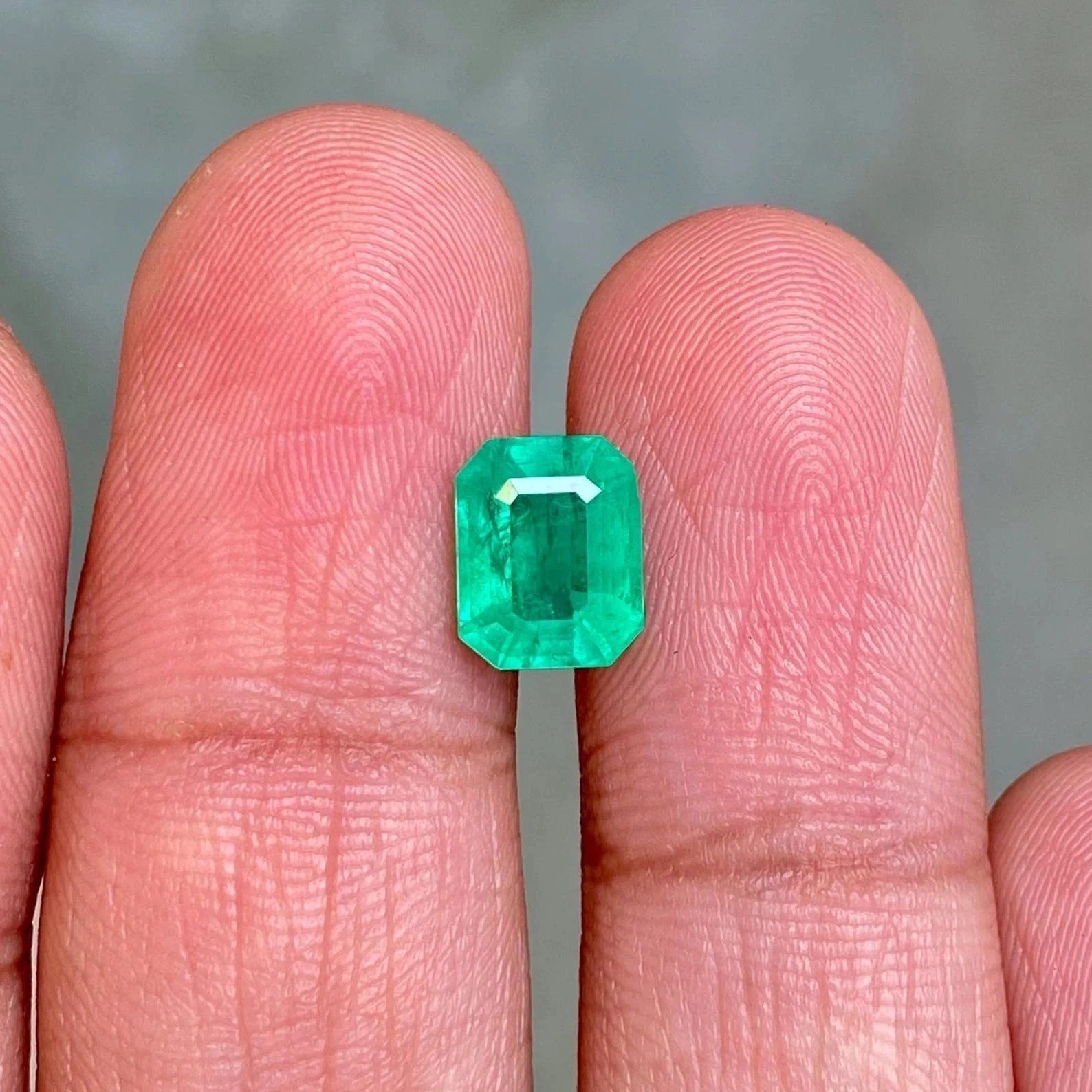 Natural Colombian Green Emerald 5.10 Ct Certified Emerald Cut Loose Gemstone