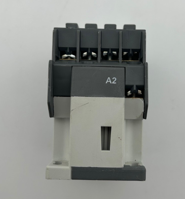 ABB A16-04-00 Contactor 110-120V 50-60Hz coil, 4 NC Closed Contacts 30A
