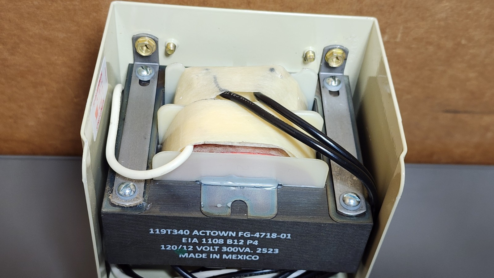 Intermatic PX300 Low Voltage Landscape Pool/Spa Light Transformer 12-14 V, 300W