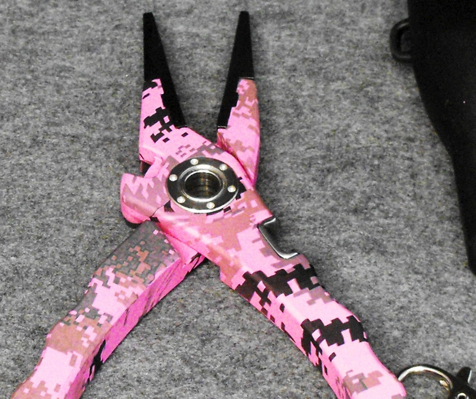 New DANCO Duffy Tournament Series 7.5in Pliers & Belt Pouch (PAD75LS-RC-T)