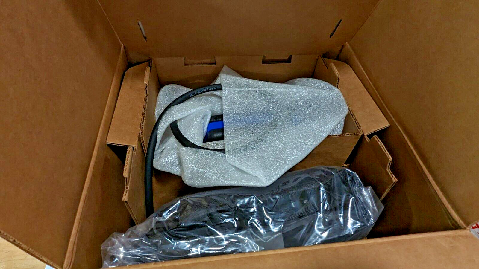 EMist Cordless Backpack Electrostatic Sprayer w/2 Batteries & Charger EX-7000