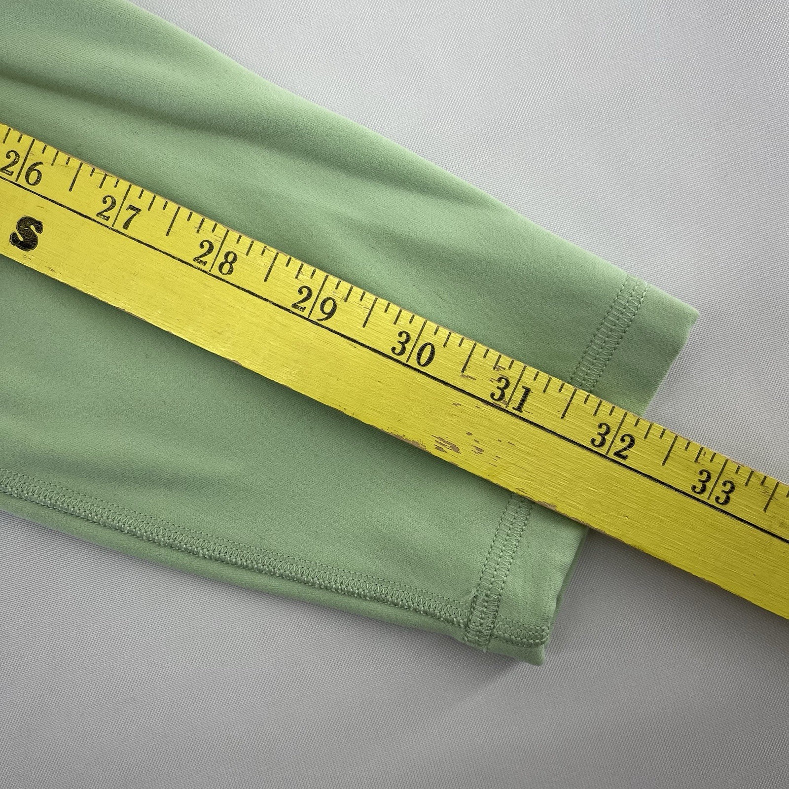 Lululemon Align High Rise Pant w Pockets 24” Womens 2 Creamy Mint EUC