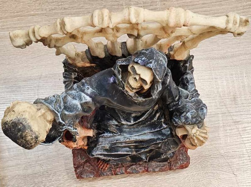 Soul Collector Grim Reaper Fountain of Despair- Spencers Gifts- Halloween Skulls