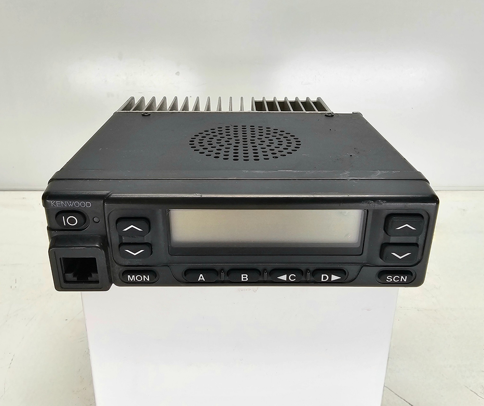 Kenwood TK-880 TK880 UHF 450-490 MHz 250 Channel 25 Watt (Complete Kit)