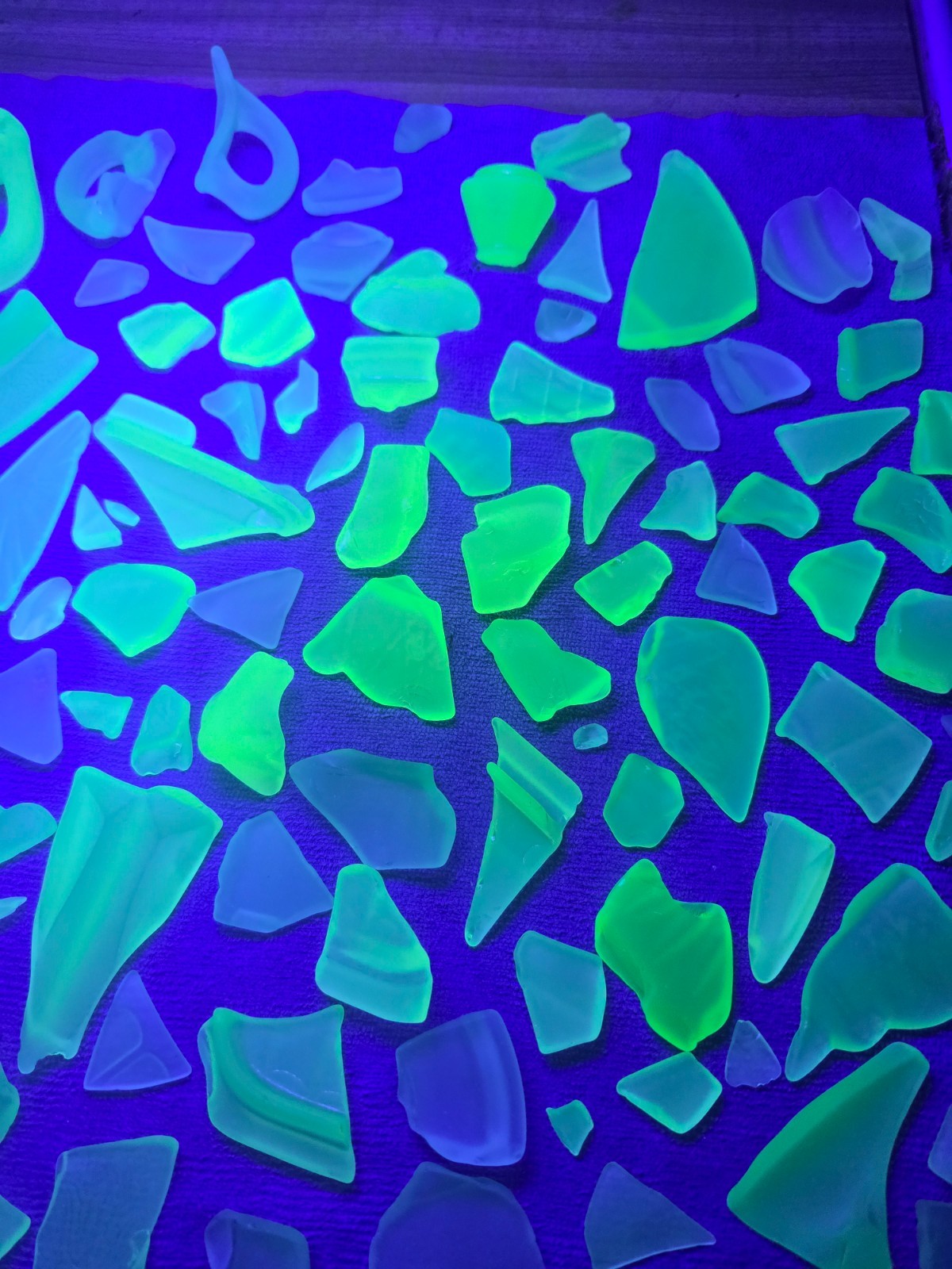 Machine Tumbled Uranium Glass Jewelry Arts Crafts Decor Green Sea Glass 3 Ounce