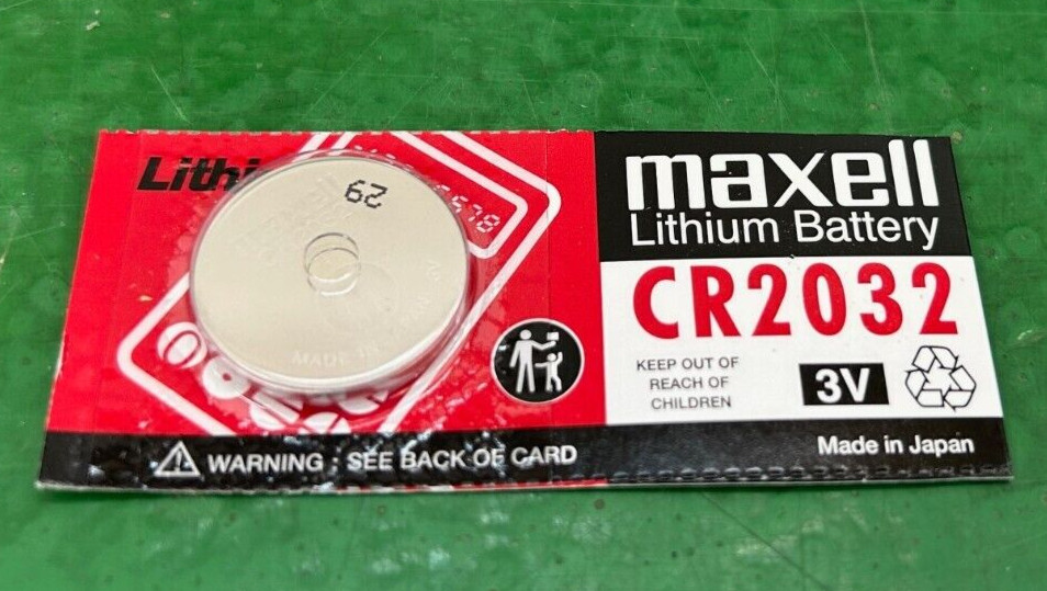 Genuine Honda 15400-PLM-A02 Oil Filter 3 Pk Filters, 3 Washers & 1 Battery 2032