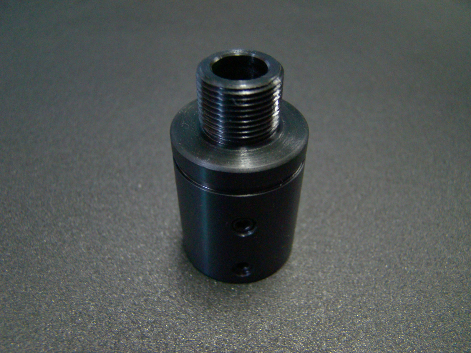 10/22 1022 10-22 Thread adapter BLACK 1/2-28 1/2x28 .5-28 MADE IN USA