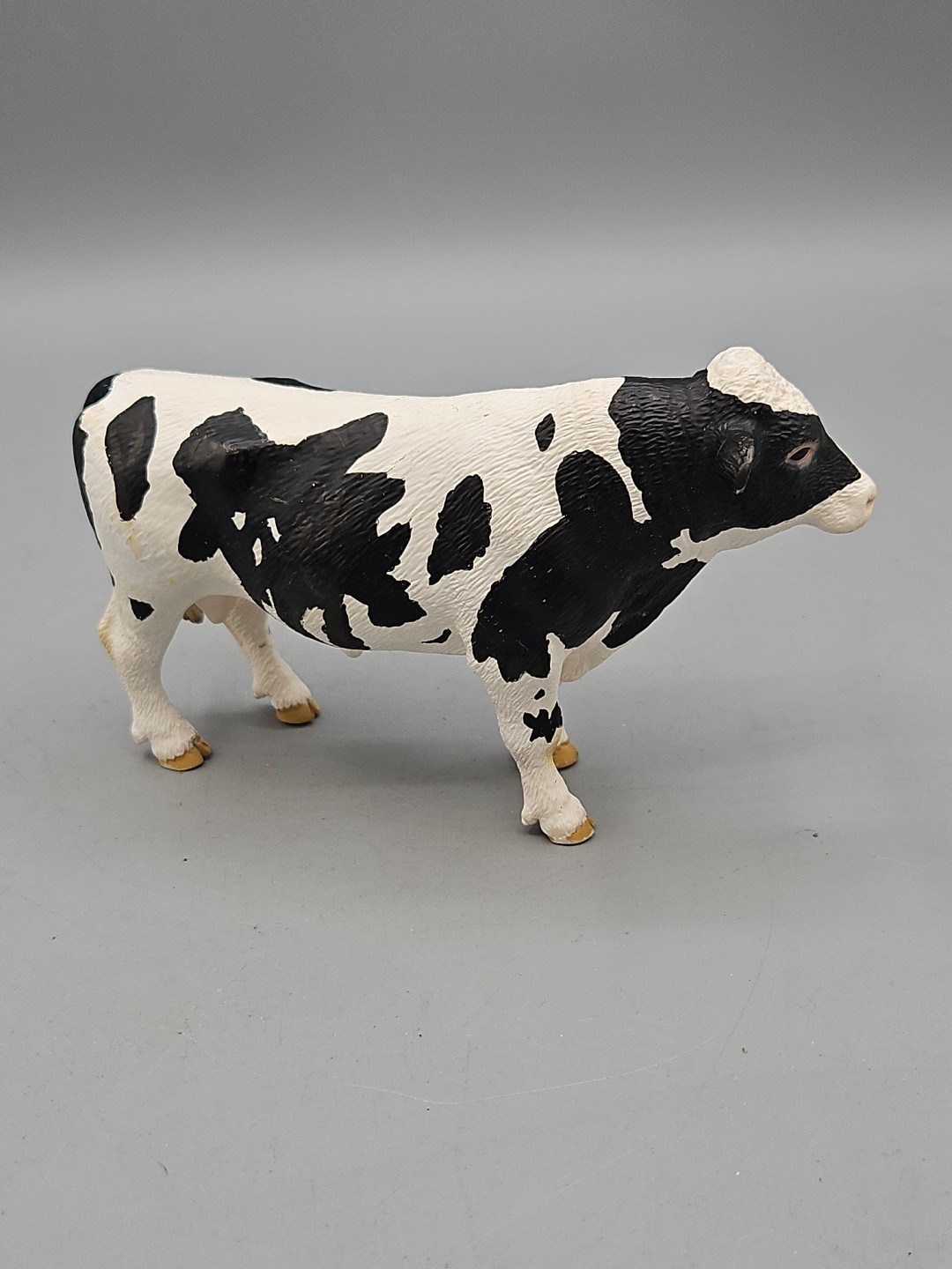 Schleich Cow Black & White Holstein Figure 2007 Farm Animal D73527 5.5"