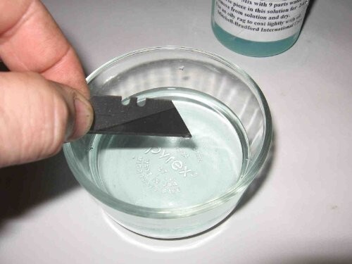 4 oz steel blackening concentrate, makes 2 1/2 pint gun blue / black