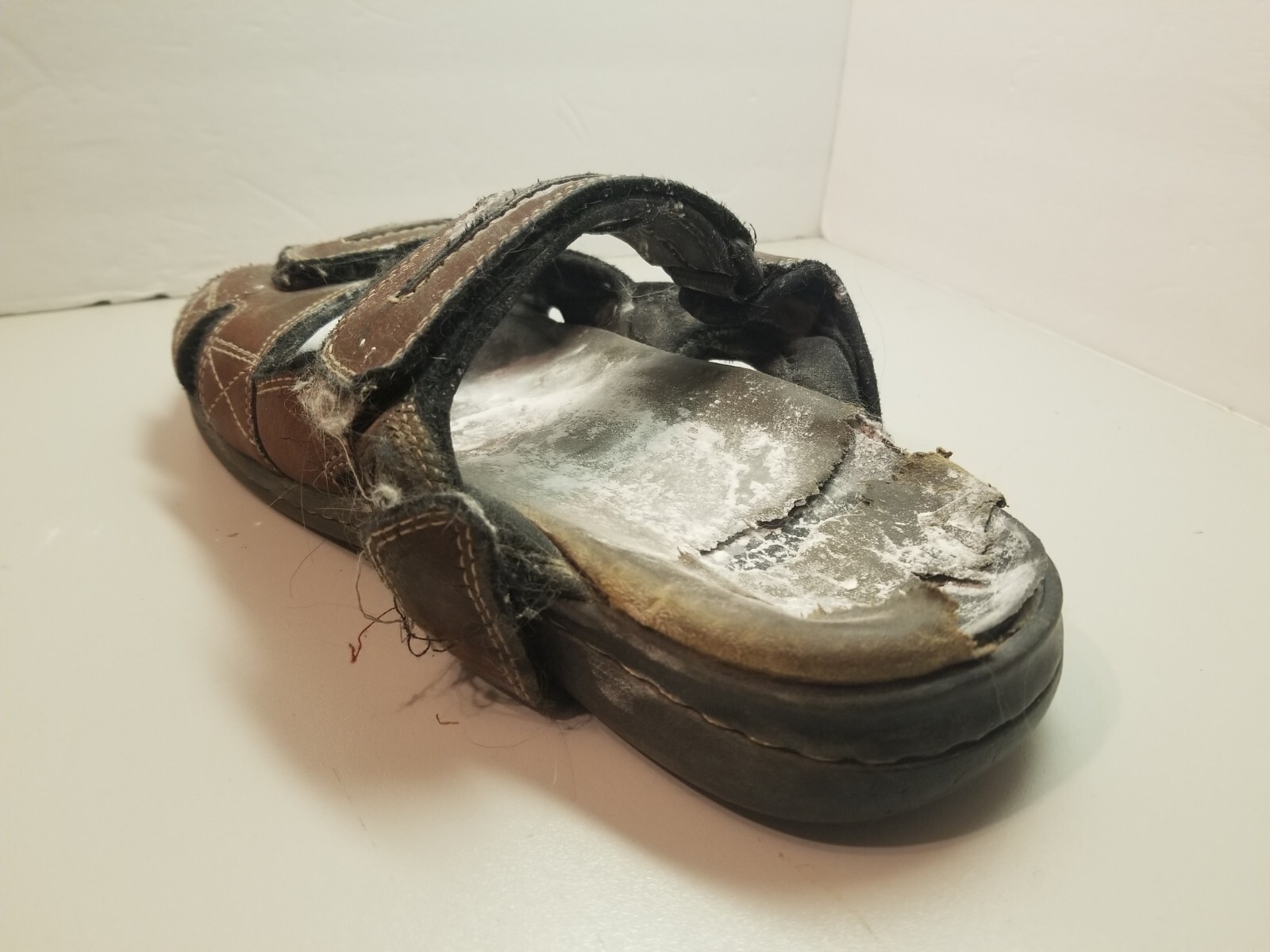 Men's REALLY Used Dockers Sandals 10w or 10 half READ Jesus Men Shoes Shoe