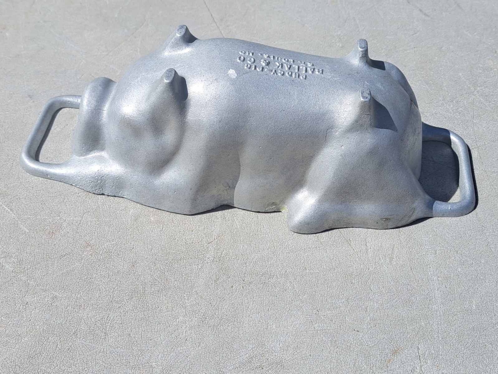 Ballak & Co Pudgy Pig cake pan vintage heavy aluminum St Louis MO