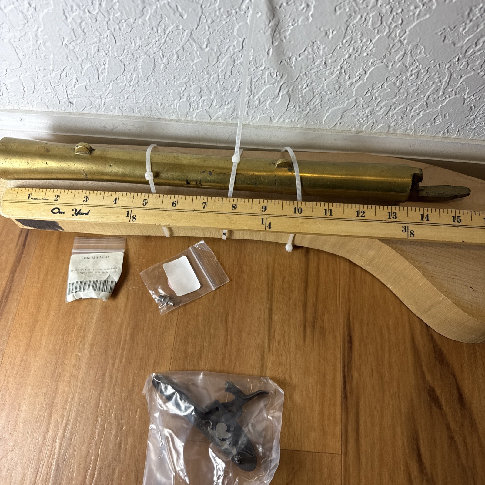 Blunderbuss Pistol Kit Brass And Maple Wood - Read