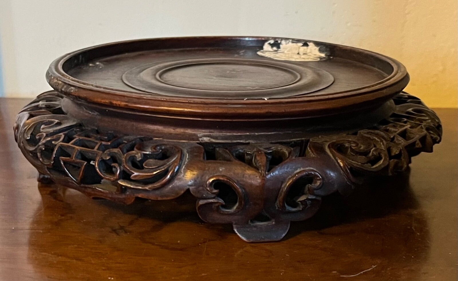 Chinese Carved Wood Display Stand for Kangxi Porcelain Vase or Lamp Base Censer