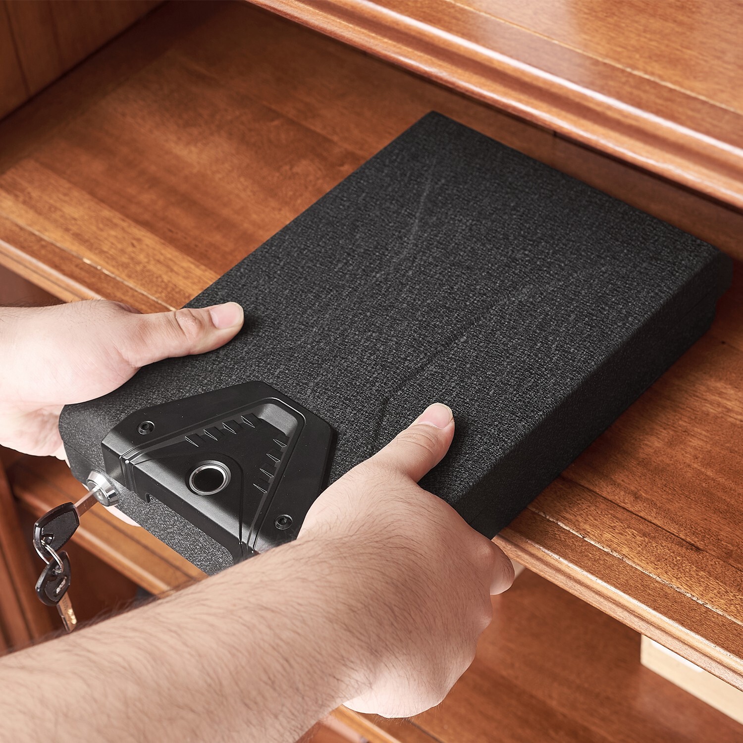 RPNB Black Biometric Fingerprint Gun Safe Quick Access LED Light， Open Box