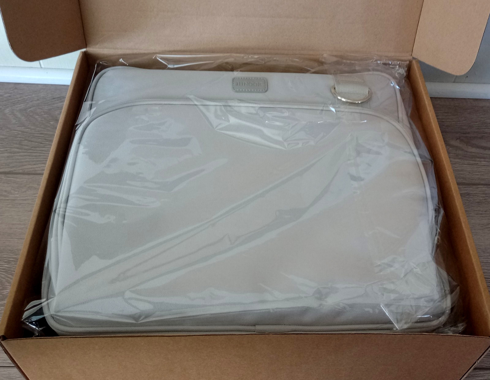 HINOOR 3-Inch D-Ring Zipper Binder w/ Shoulder Strap Holds Up To 700 Sheets Gray