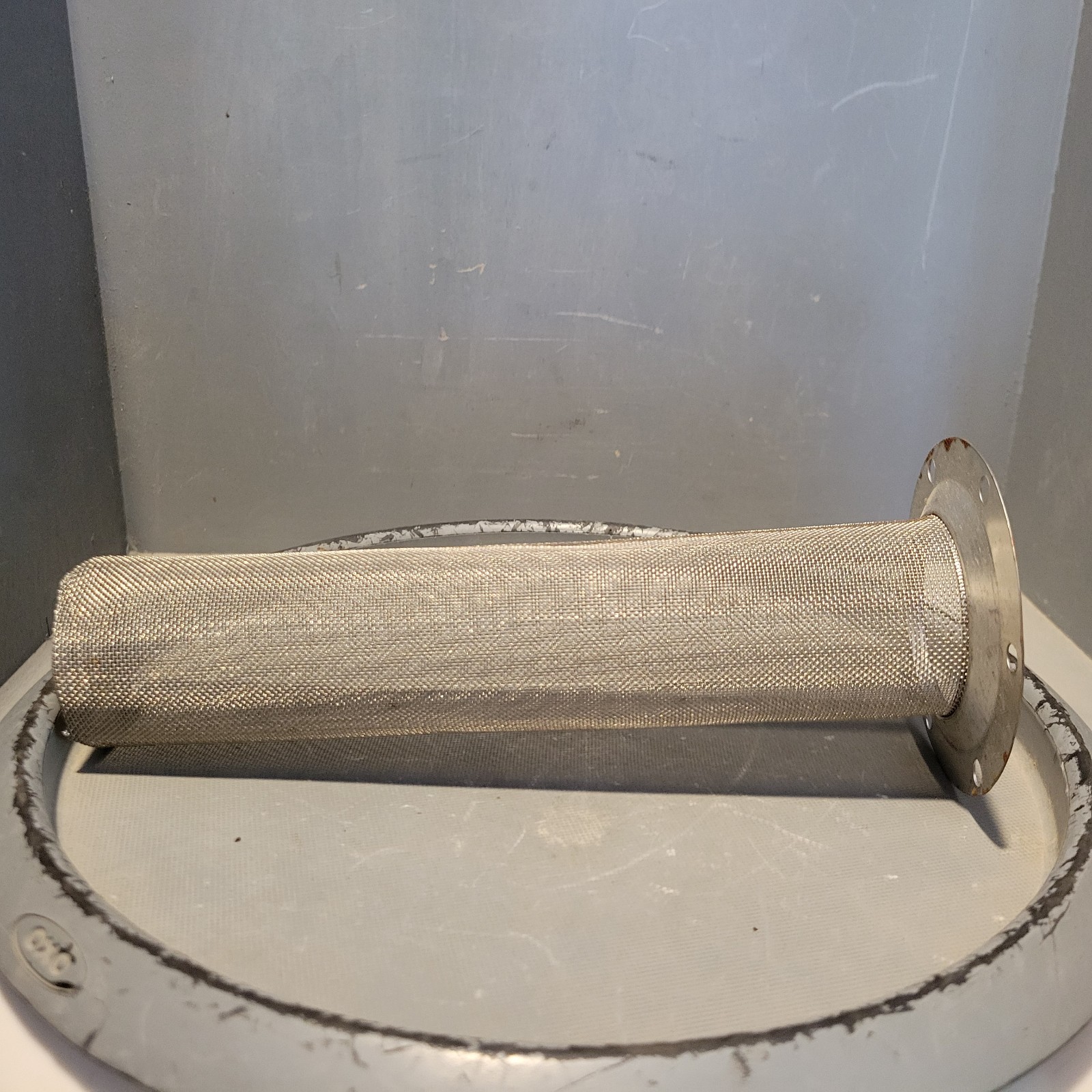 Hydraulic Reservoir Strainer, 8"