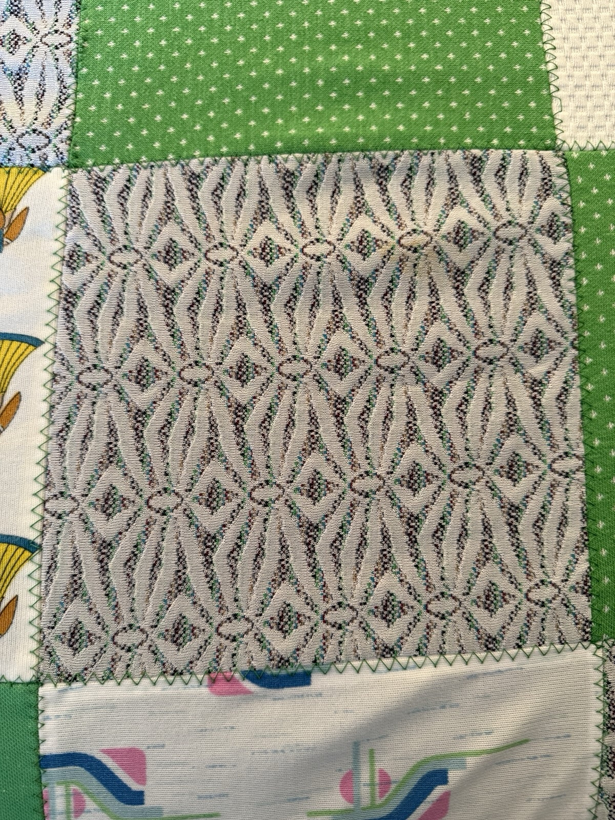 Vintage 70's Patchwork Coverlet Bedspread Quilt Topper