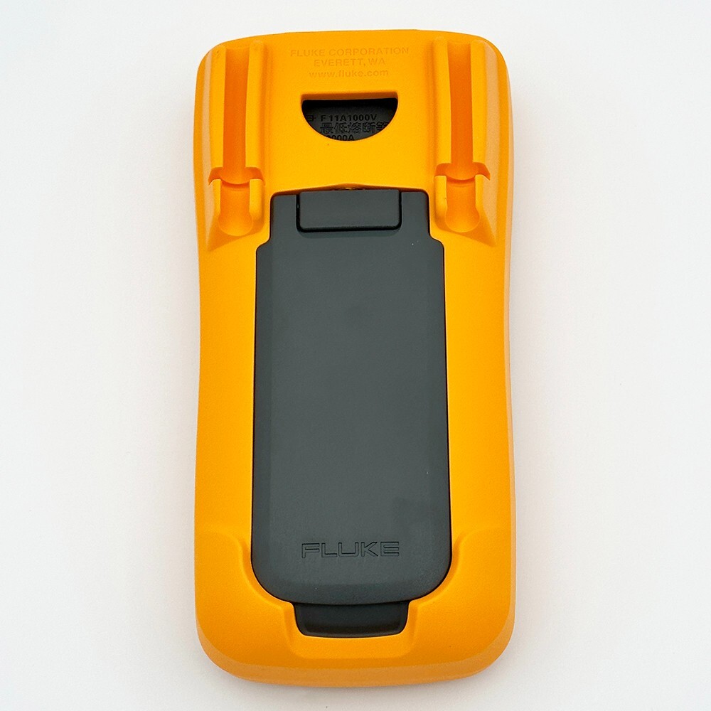 Fluke 15B/17B MAX Digital Multimeter Audible/Visual Alarm CATIII 600V AC/DC