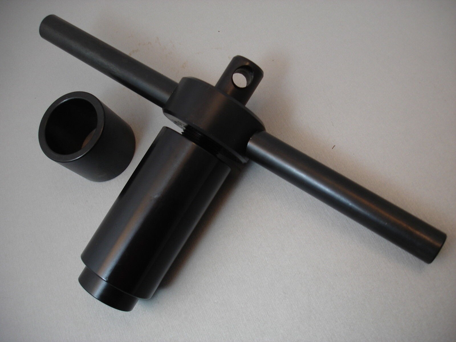 TOOL SPROCKET SHAFT FLYWHEEL CRANK CASE BEARING INSTALLER HARLEY PAN SHOVEL EVO