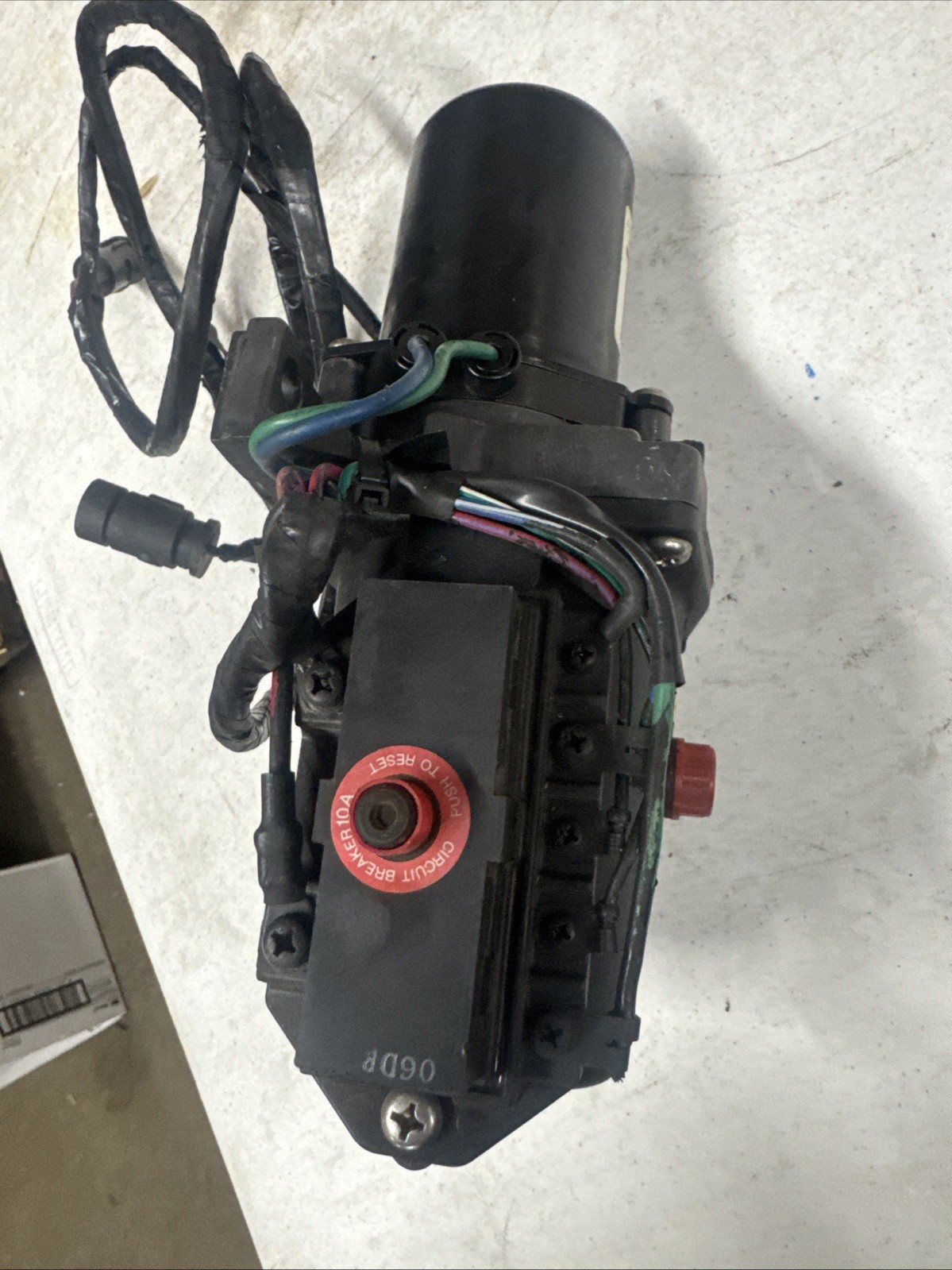 OMC Cobra Sterndrive Trim Motor Assembly 985846/986970