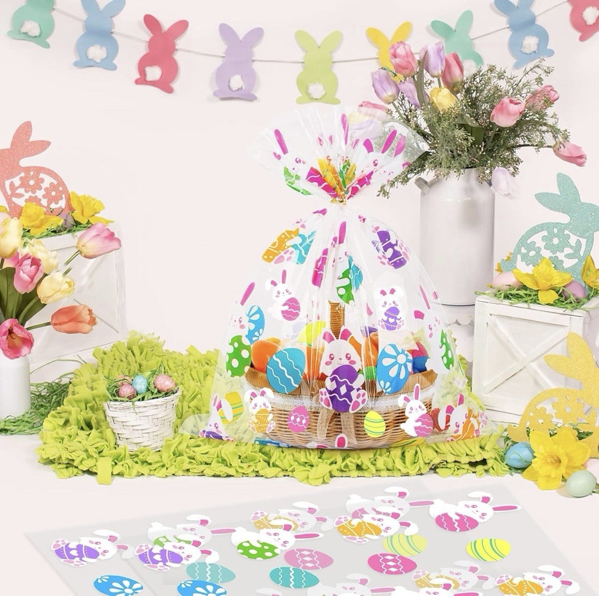 Easter Cellophane Bags 16x24 Inch with Pull Bows 20 Pcs Bunnies & Eggs Design