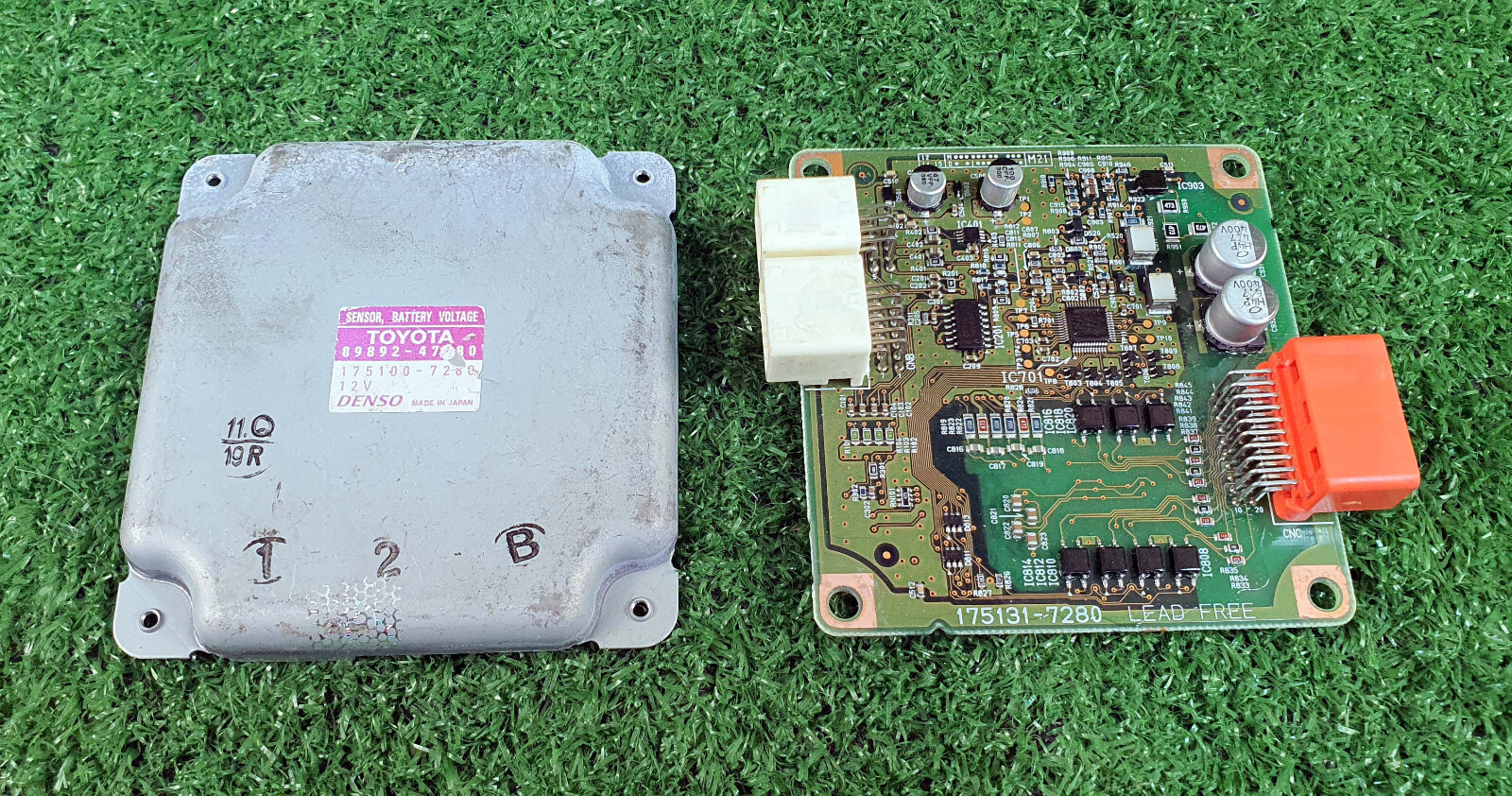 Toyota Prius Hybrid 2011-2015 Bettery Voltage Sensor Control module 89892-47080