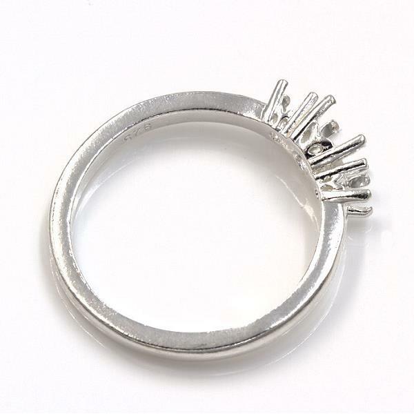 (4mm - 7mm) Round Three Stone Sterling Silver .925 Ring Setting (Ring Size 7)
