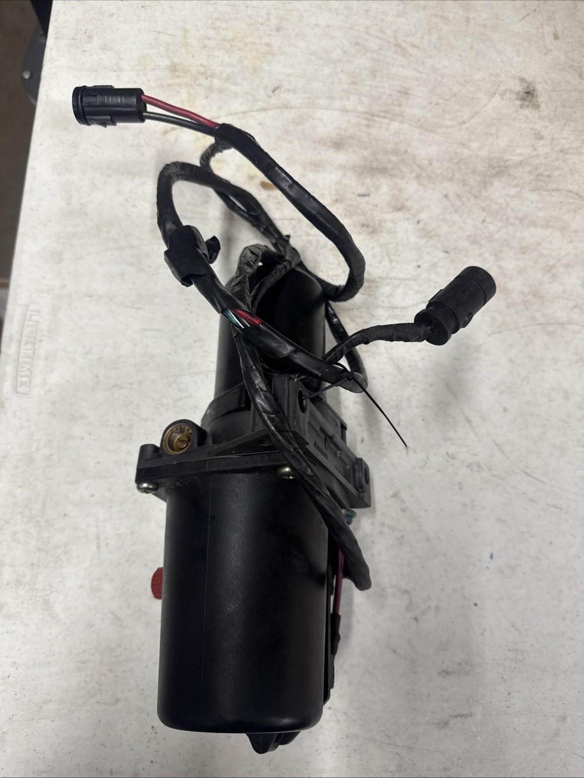 OMC Cobra Sterndrive Trim Motor Assembly 985846/986970