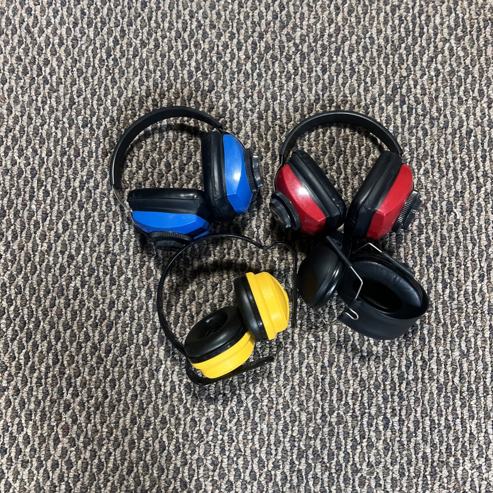 Protection Ear Muffs Hearing Construction Shooting Noise Hunting Sports Safety