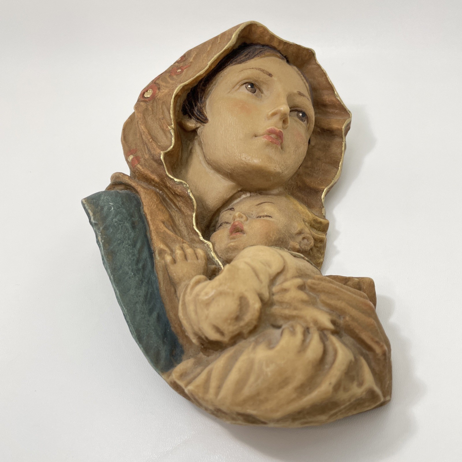 Mary & Baby Jesus Solid Resin Wall Plaque 7” Madonna Religious Decor Hand Painte