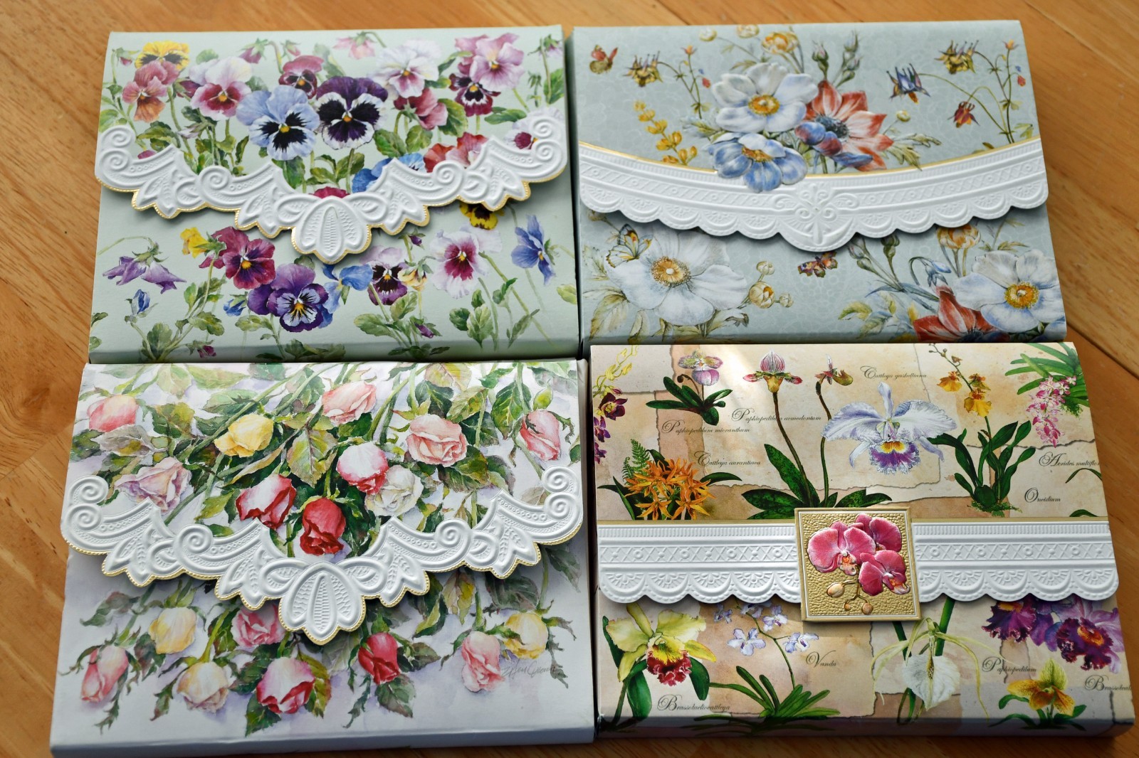 Carol Wilson Fine Arts Portfolio Boxed Note Cards Set - New – You Pick 1 set