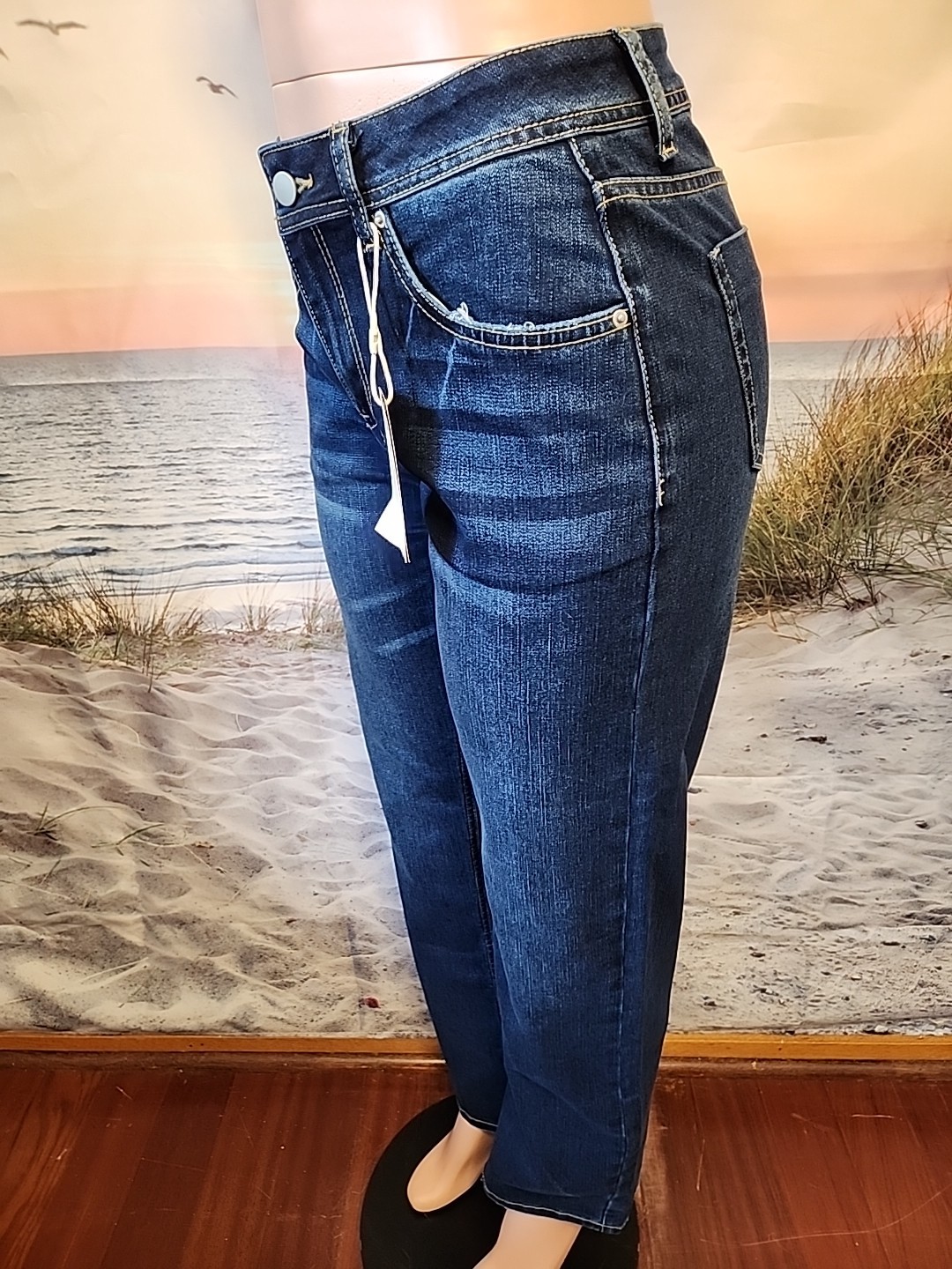 NWT Flamingals Women's #80292 Dark Blue Jeans Size XL {EXTRA LARGE}