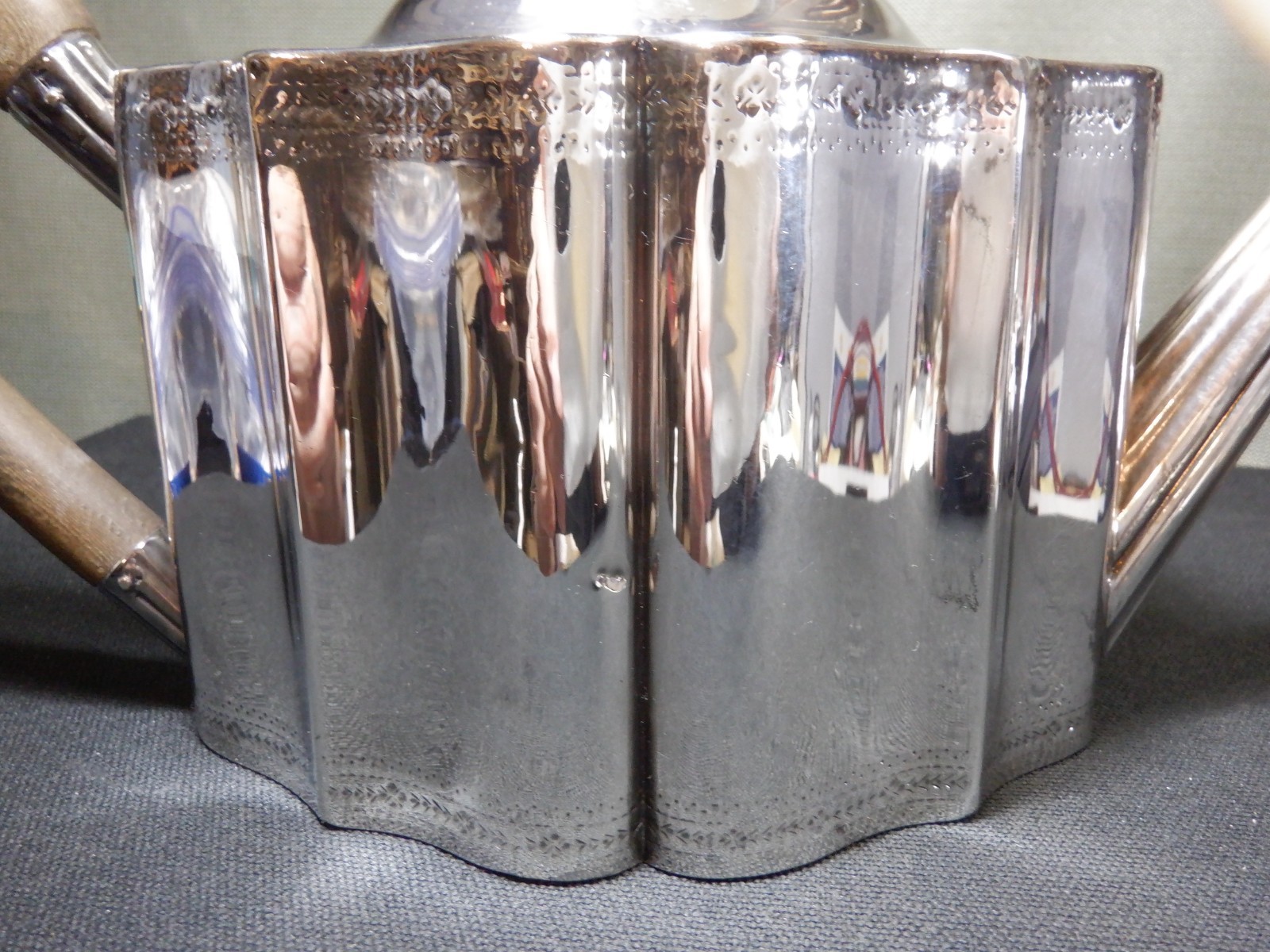 George III Sterling Silver TEA POT by, Wm Pitts LONDON, 1786