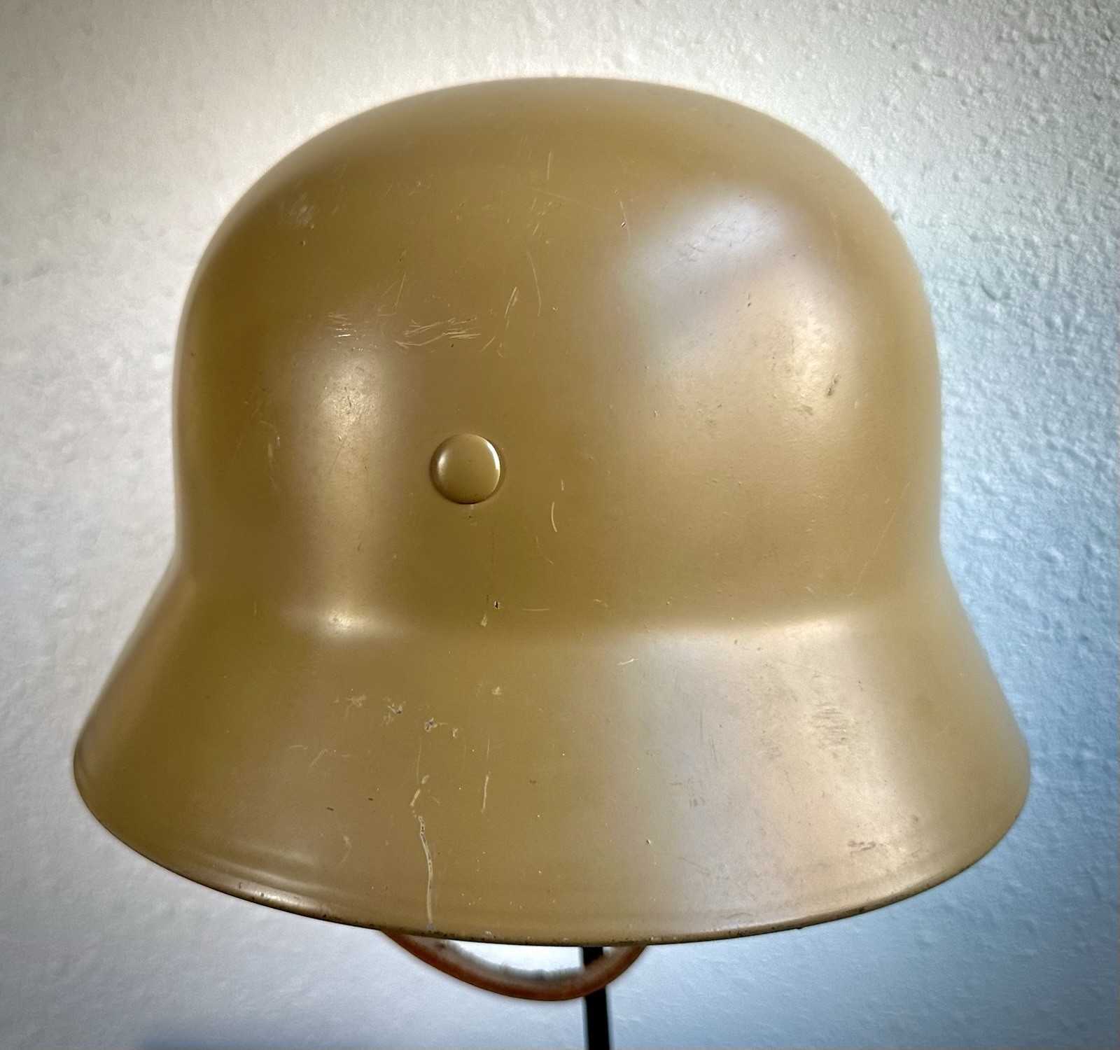 Original BGS M40 Unissued Helmet/Big Size 68 & 61 Liner/Rare Factory-Issued Tan