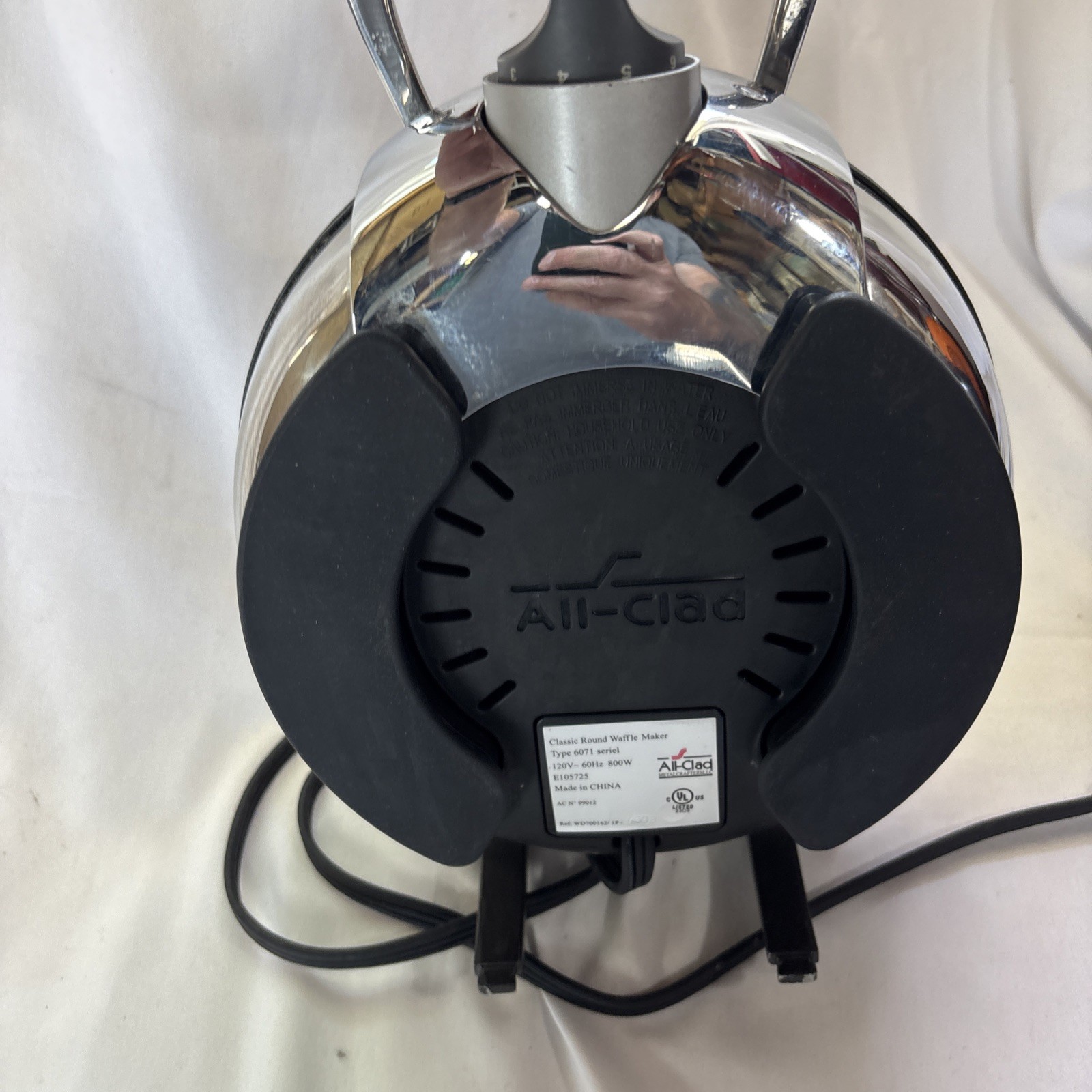 All-Clad Stainless Steel Classic Round Waffle Maker Type 6071