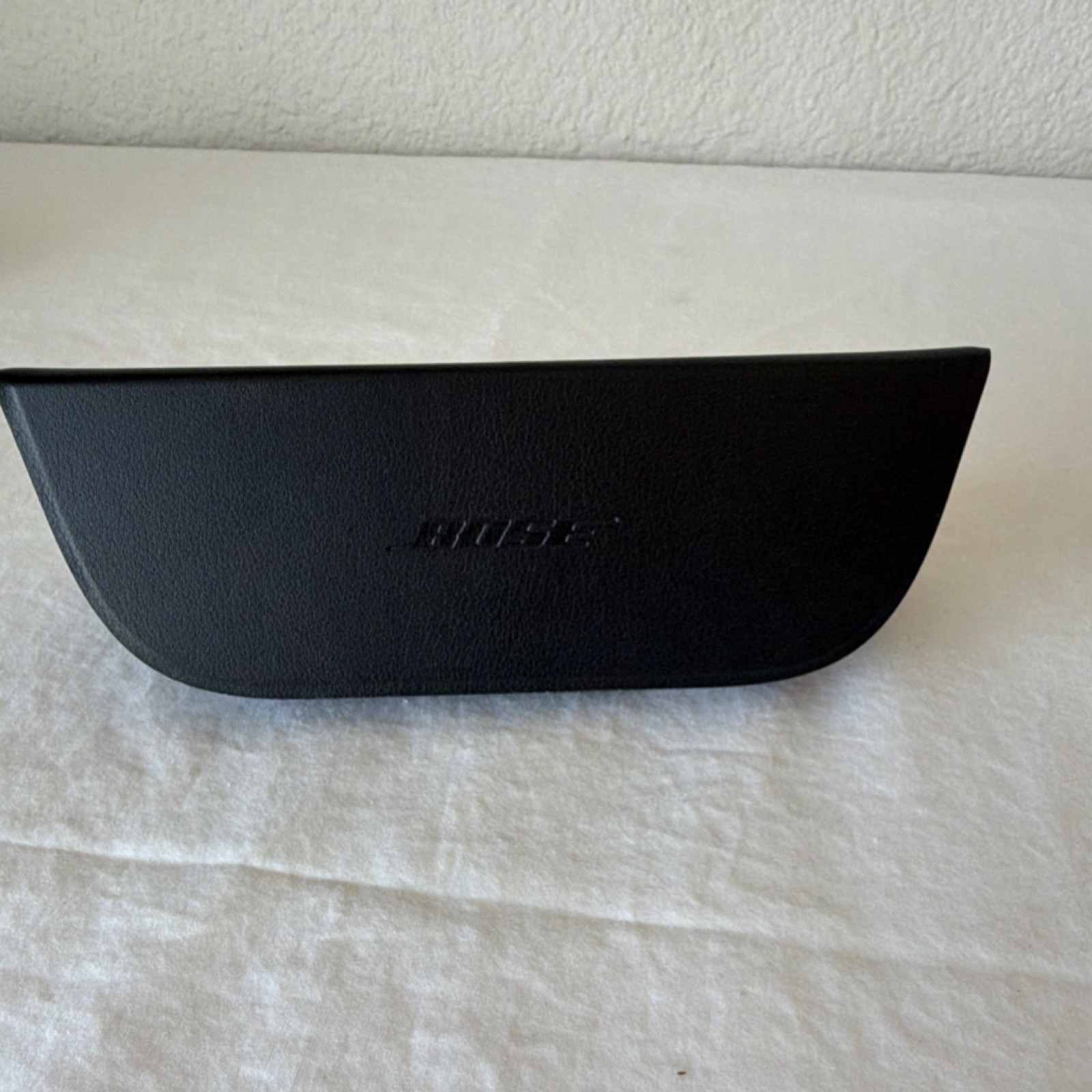 Bose ALTO Frames BMD0006 Bluetooth USB Smart Audio Sunglasses with Case