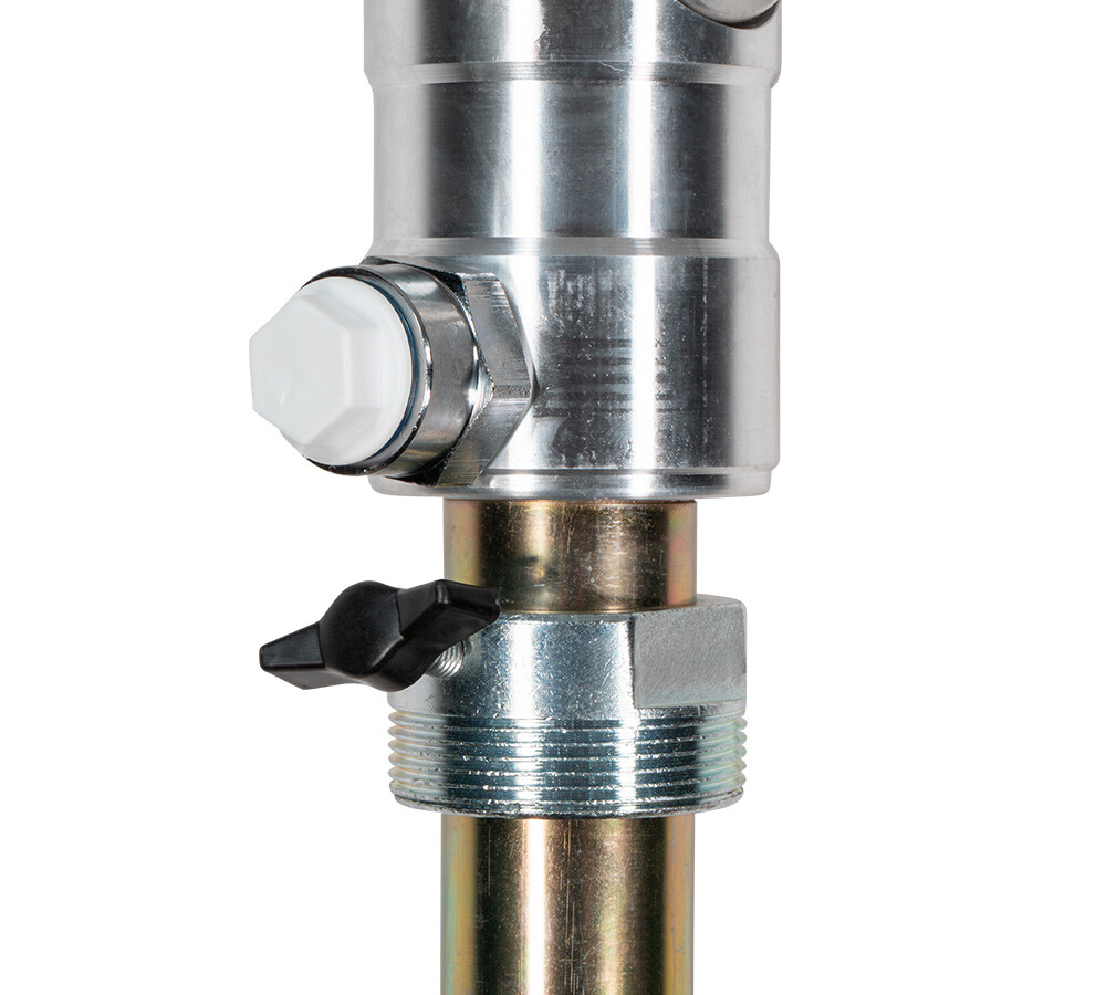 Air Operated 3:1 Oil Pump for 55 gal (205 ltr) Drums 14 LPM / 3.70 GPM