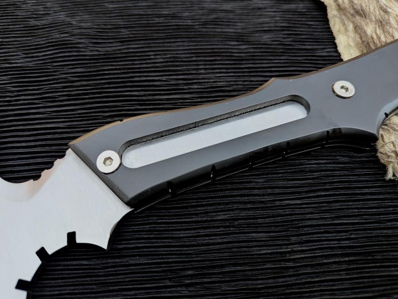 Custom Handmade Carbon Steel Blade Resident Evil Leon Axe | Hunting Axe Camping